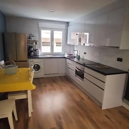 Zona Tranquila, Cerca Del Casco Antiguo. Ebi02480 Apartmán